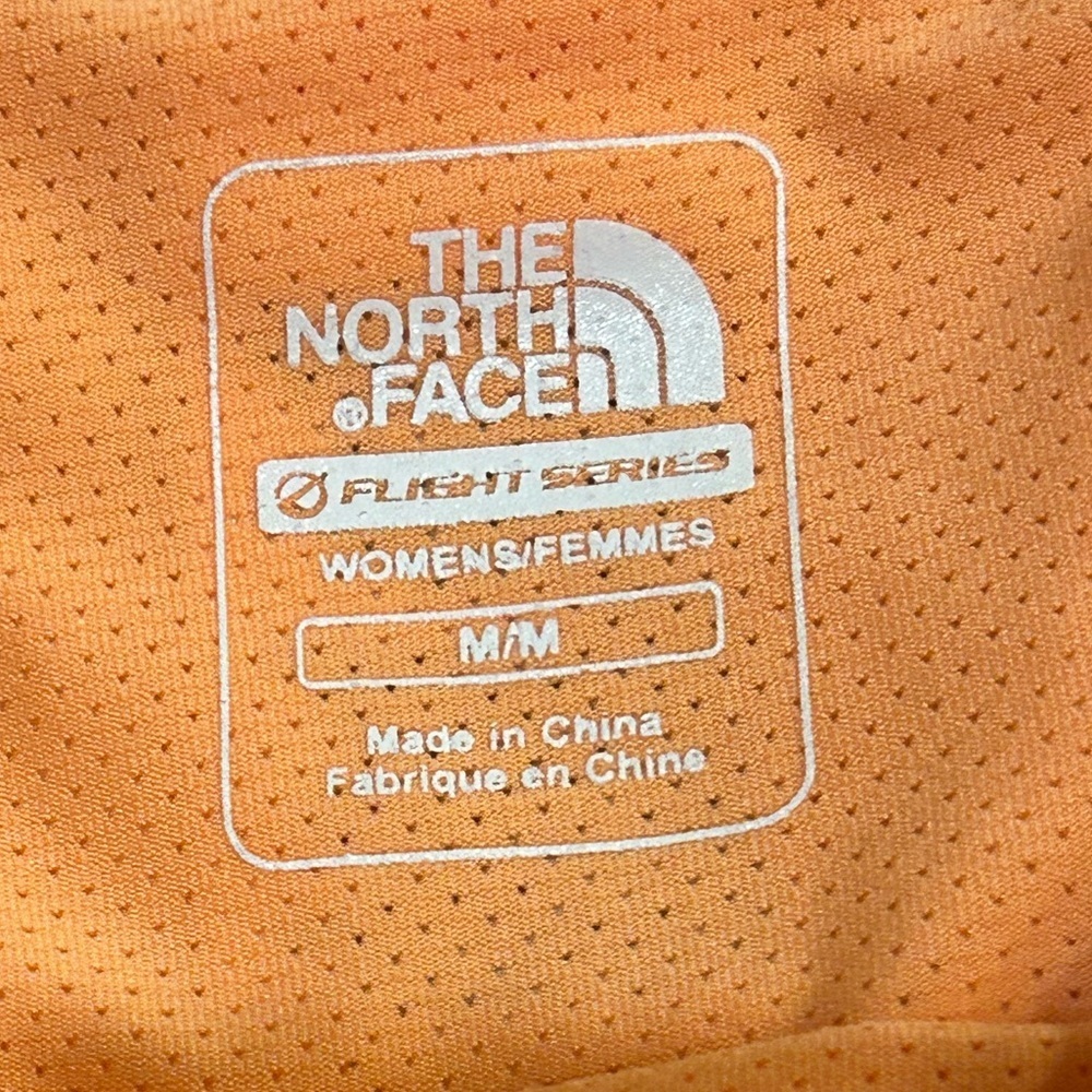 The North Face NWOT Geometric Orange Skirt w/ Built in Shorts Size M - Picture 4 of 8